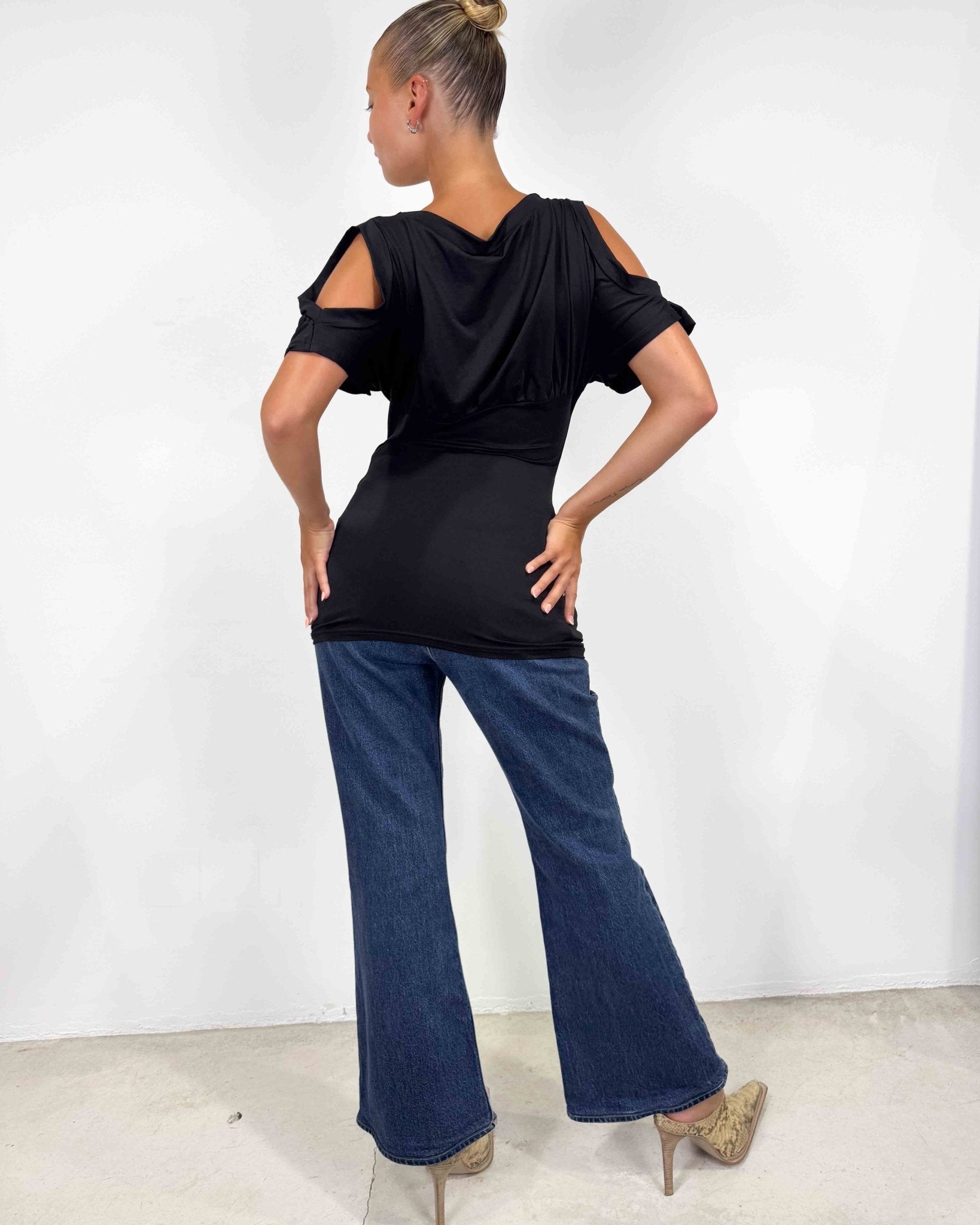The iris top