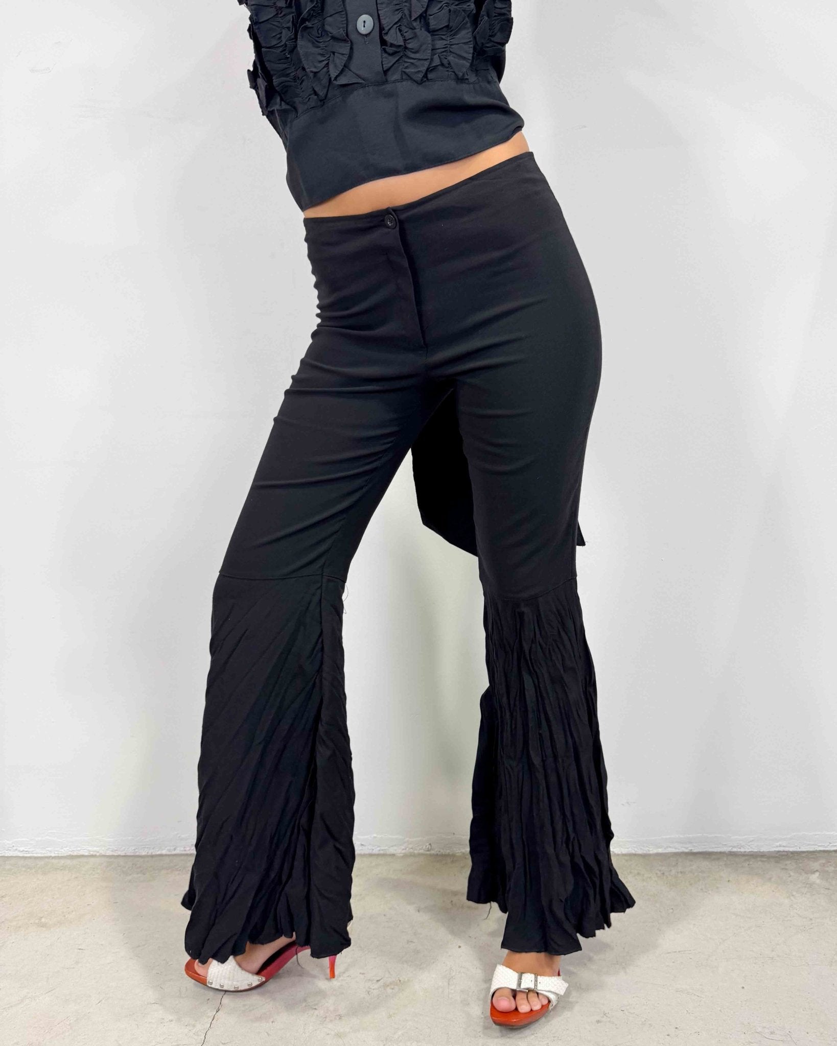 The laira pants