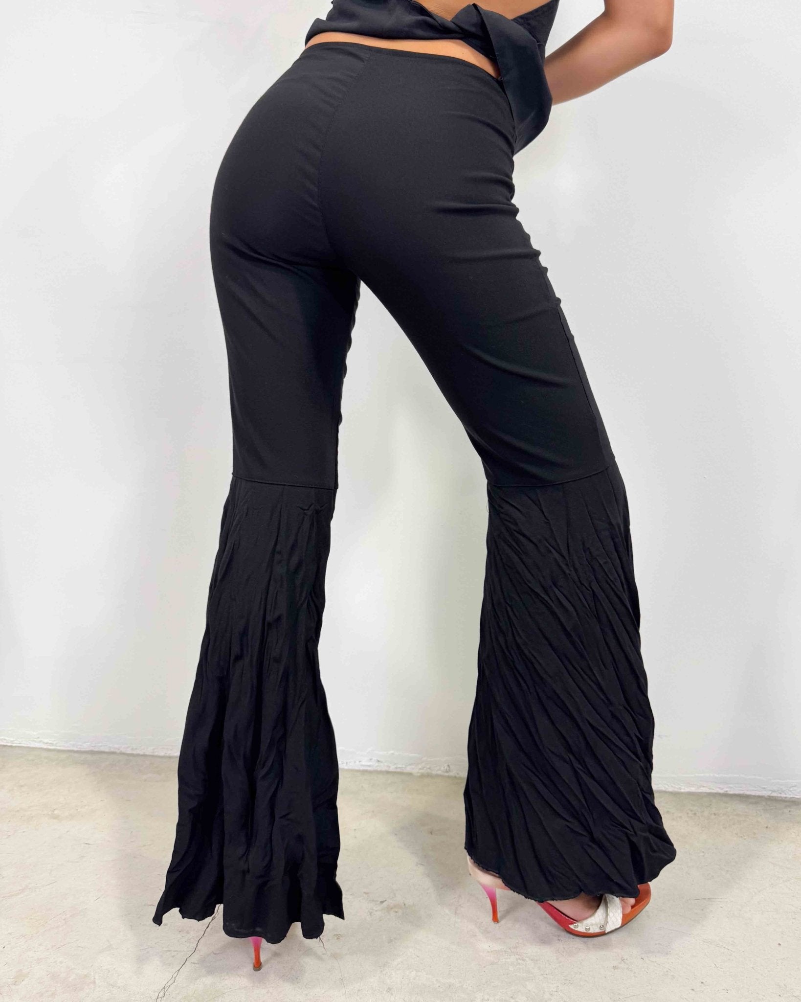 The laira pants