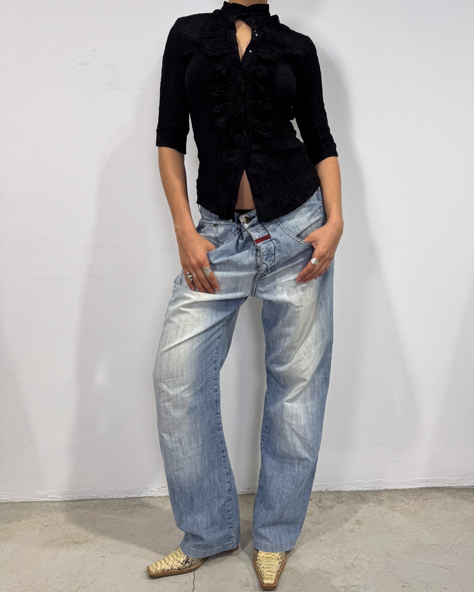The lara jeans by girbaud
