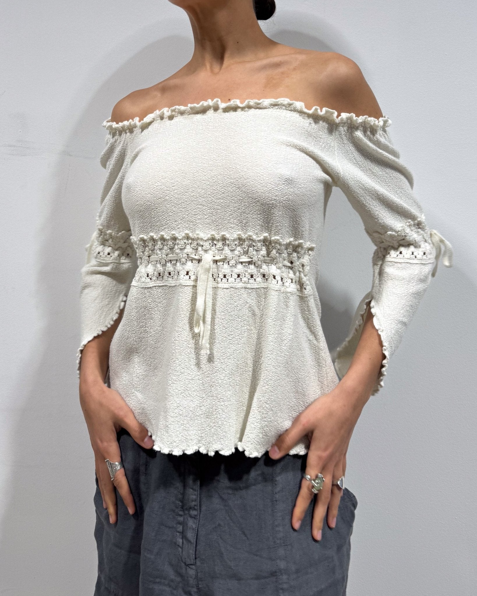 The lara top