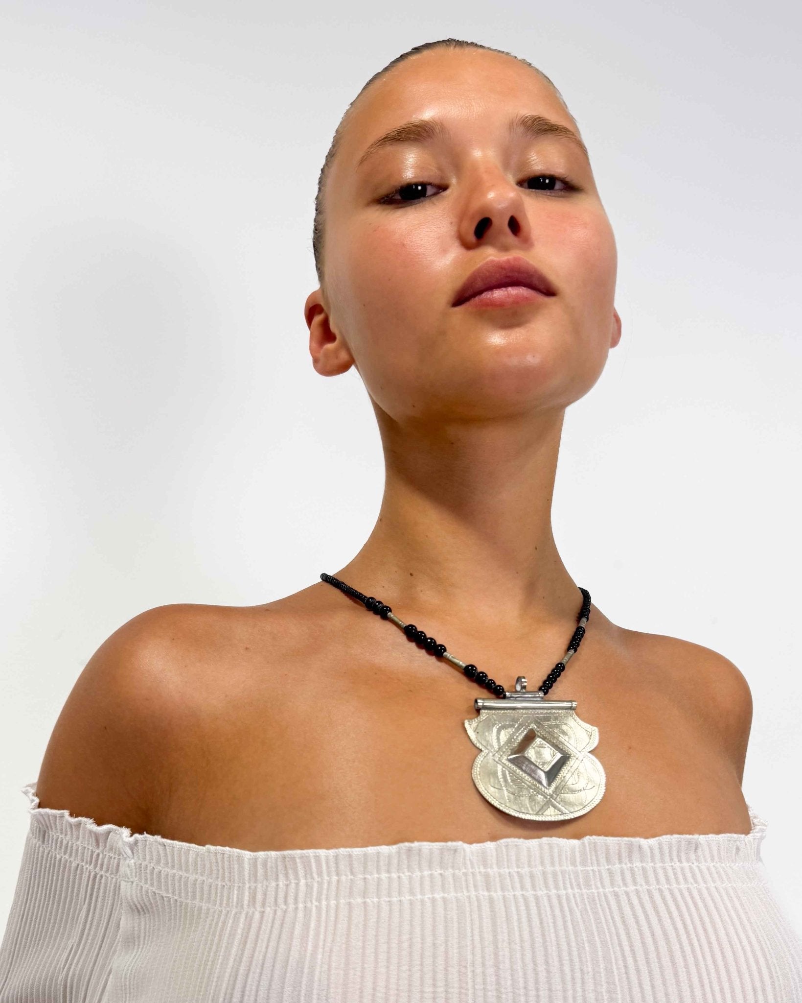 The lena necklace