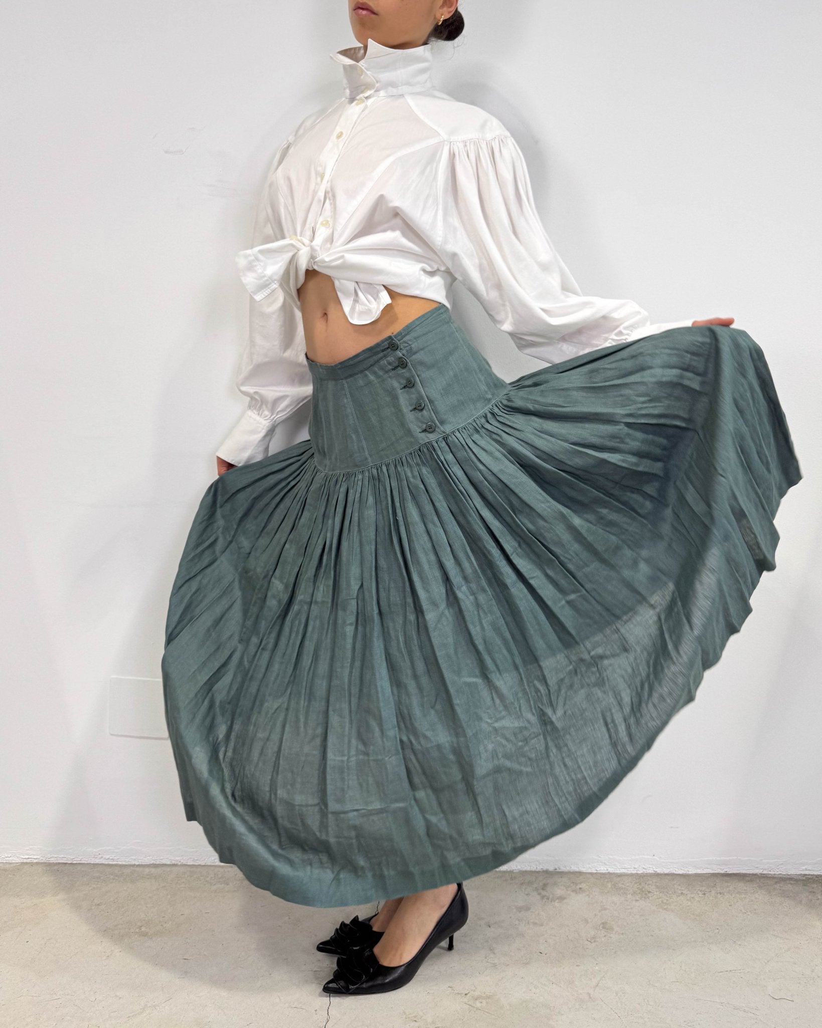 The lizbeth skirt