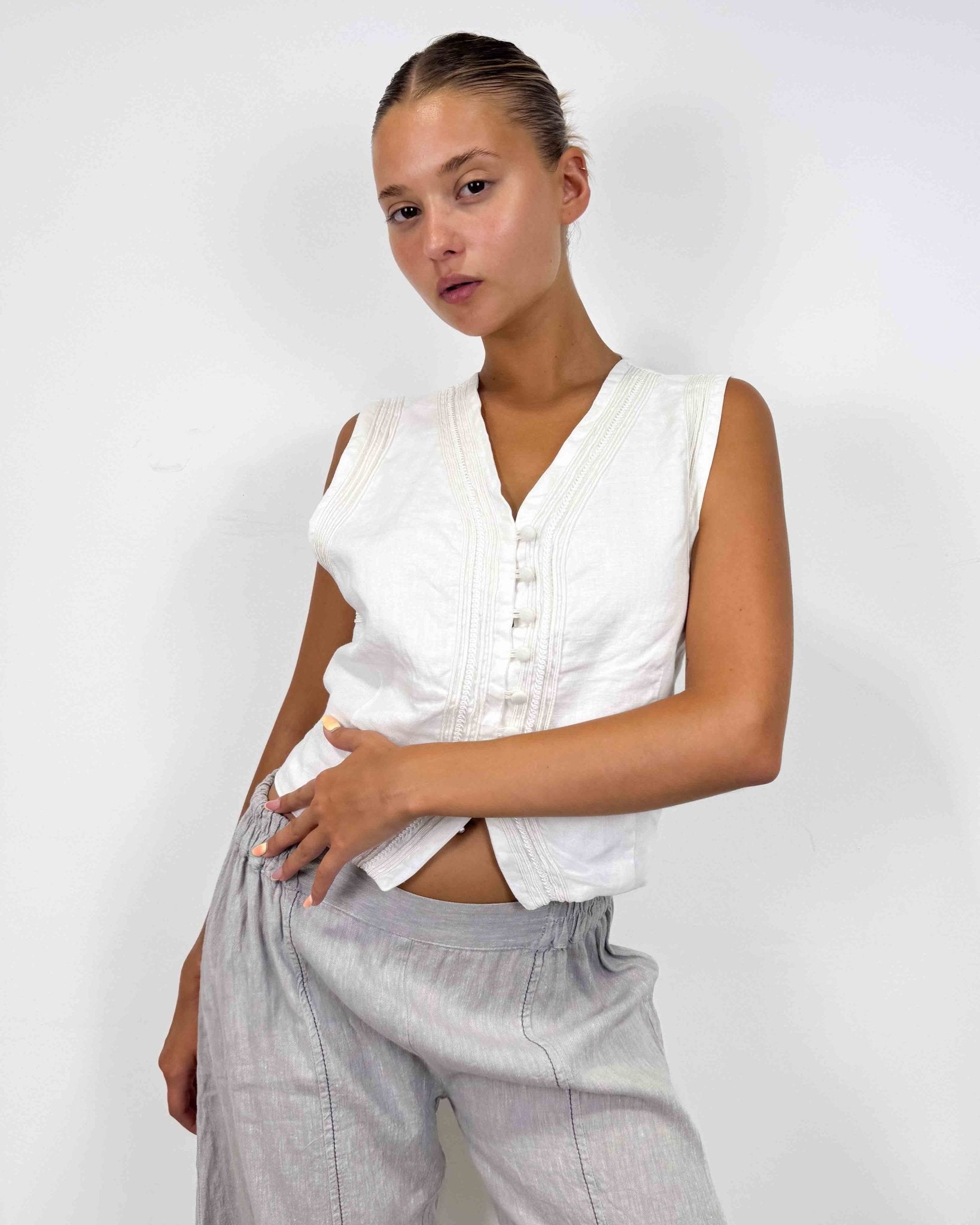The nicole vest