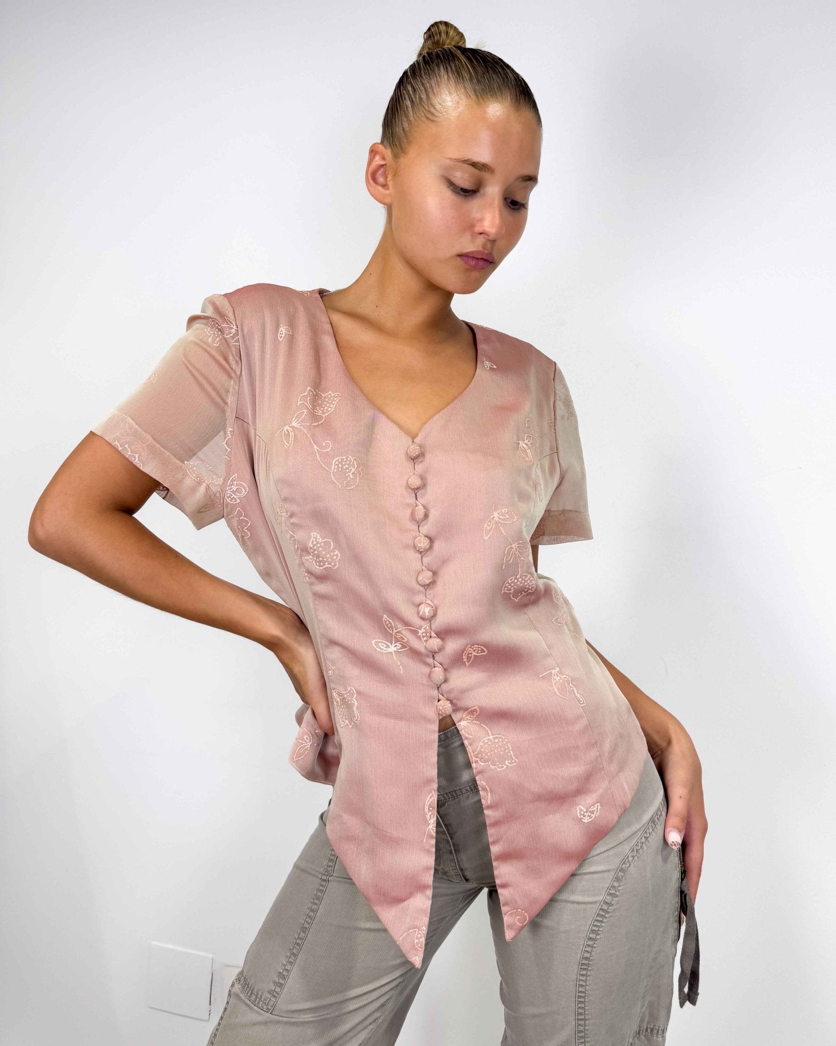 The onira top