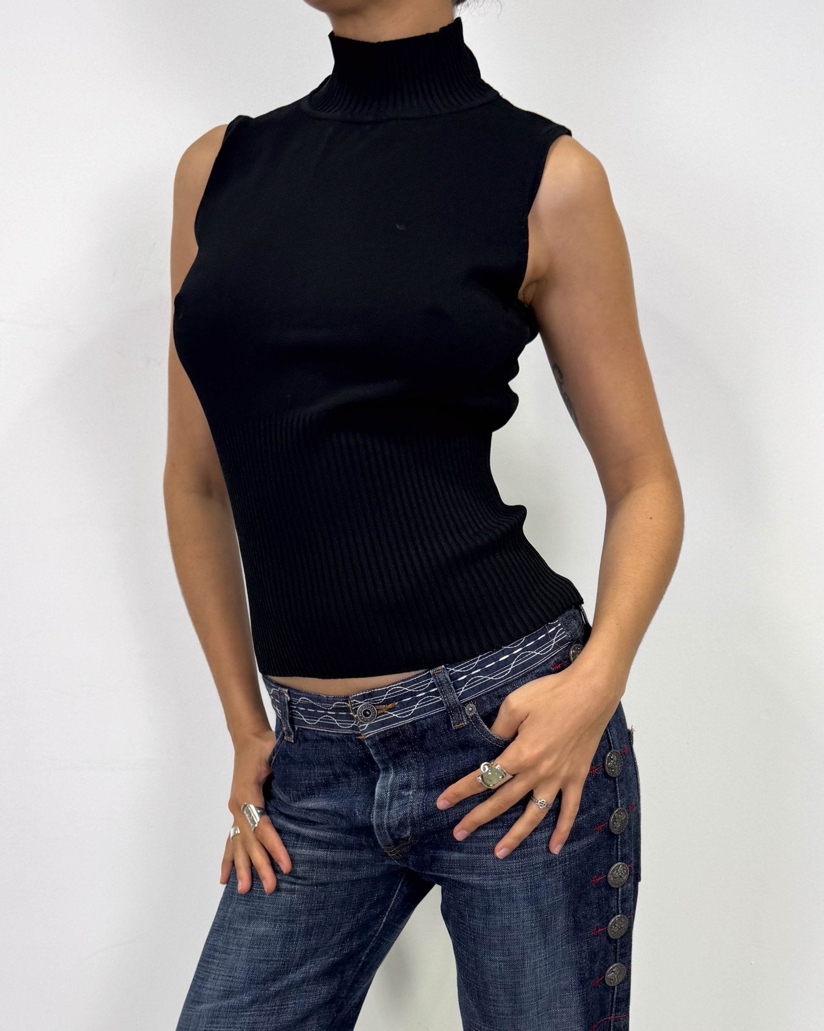 The scarlett top