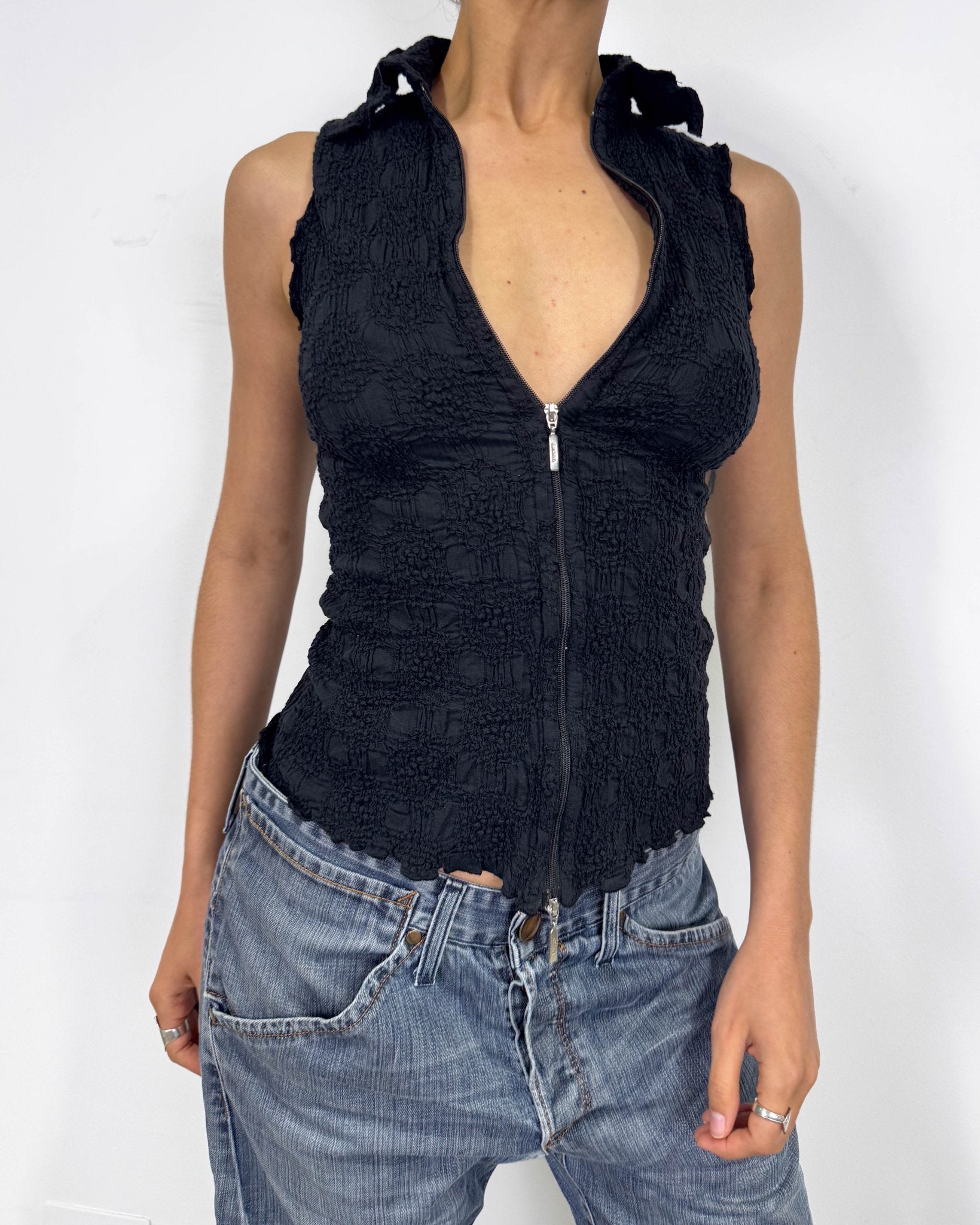 The trinidad top