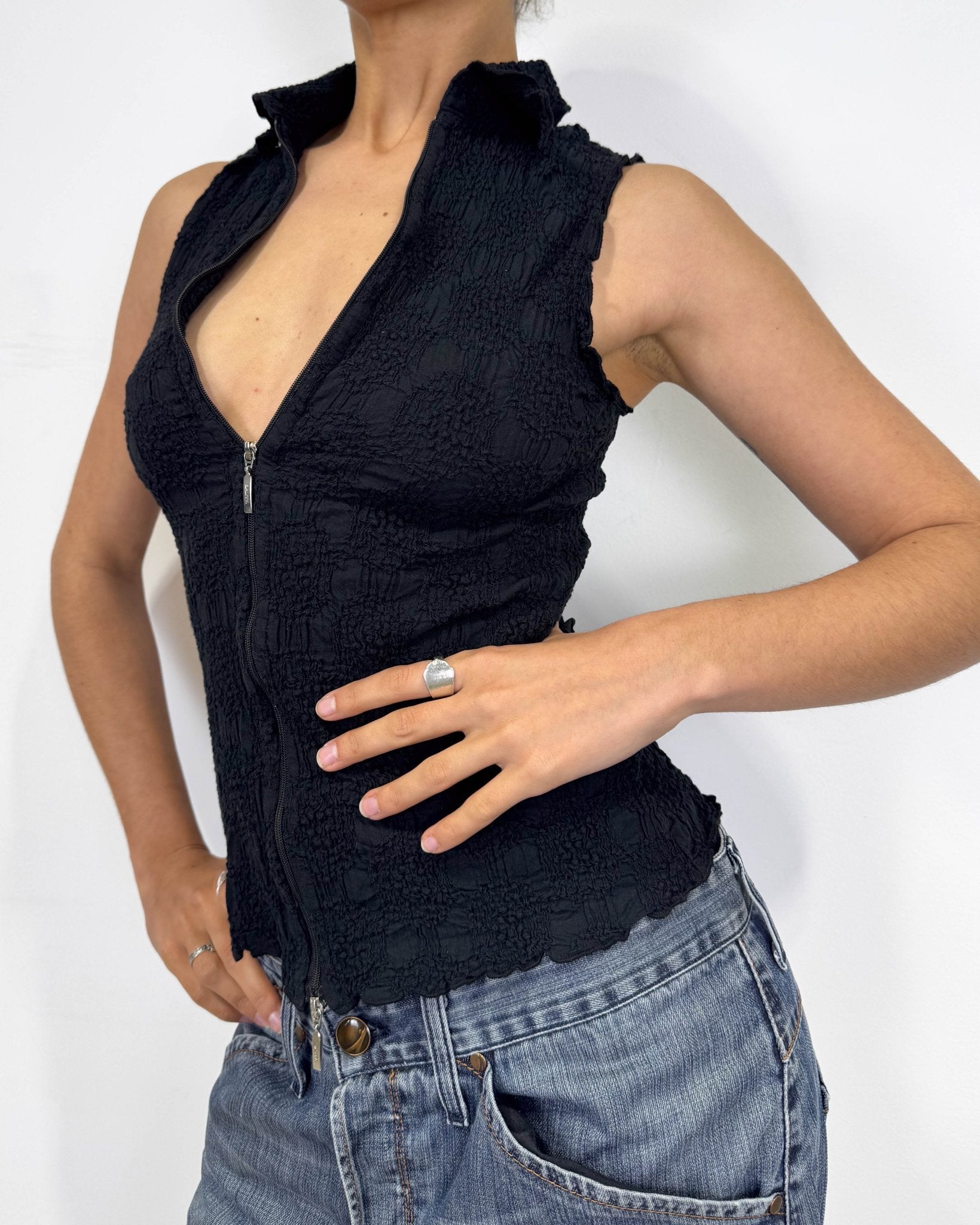 The trinidad top