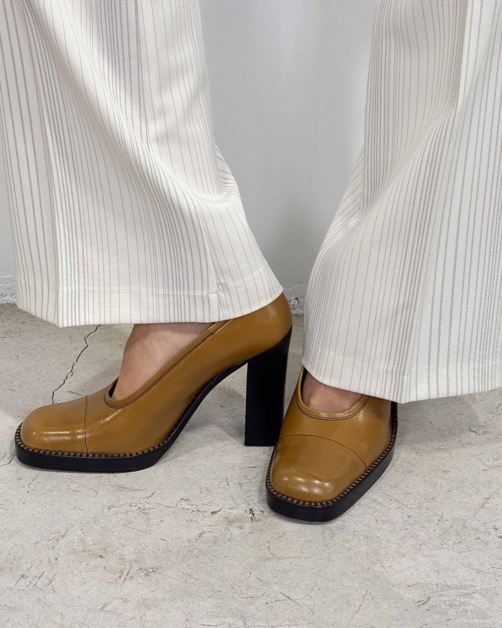 The veronica pumps