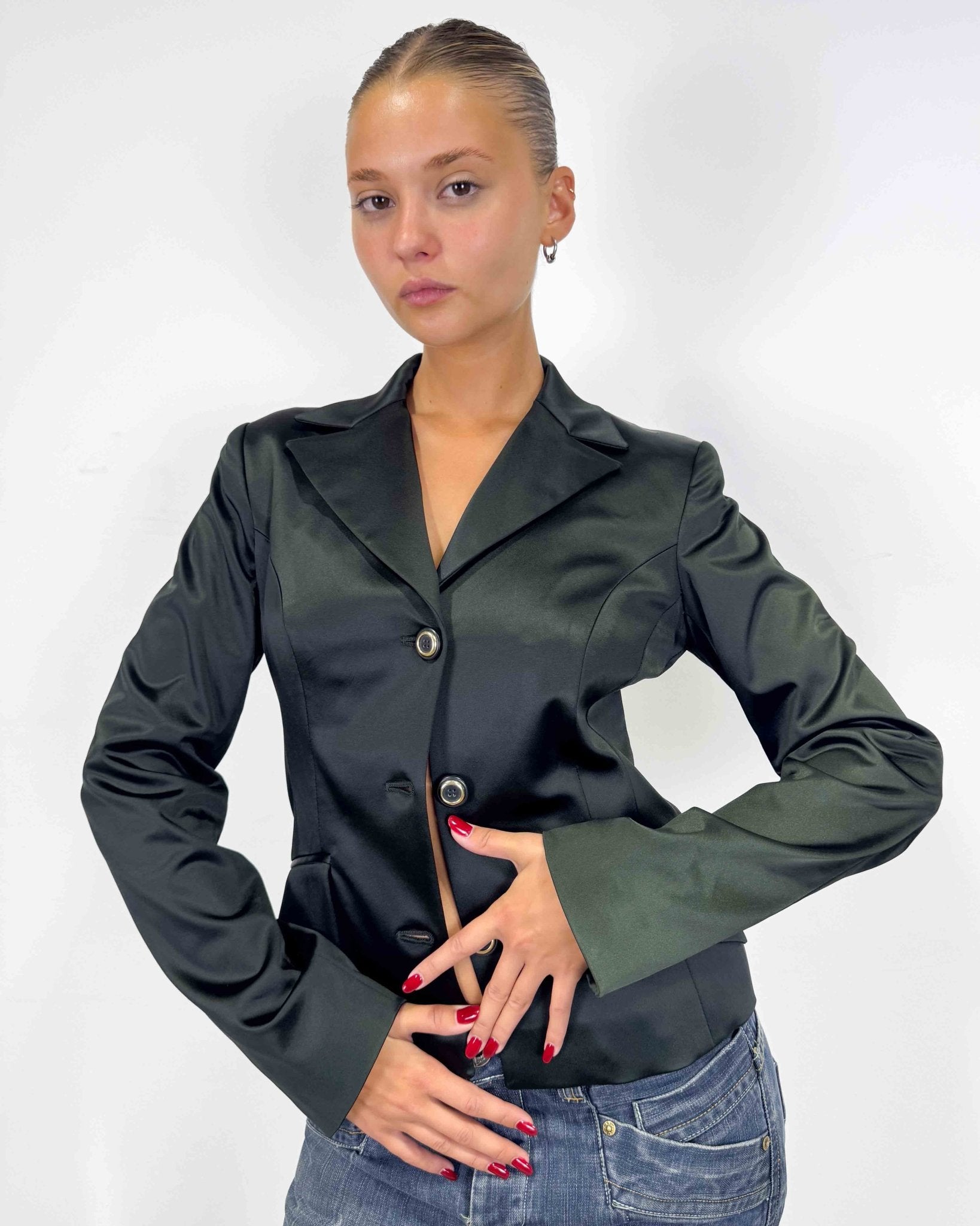 The violet jacket by dolce & gabbana