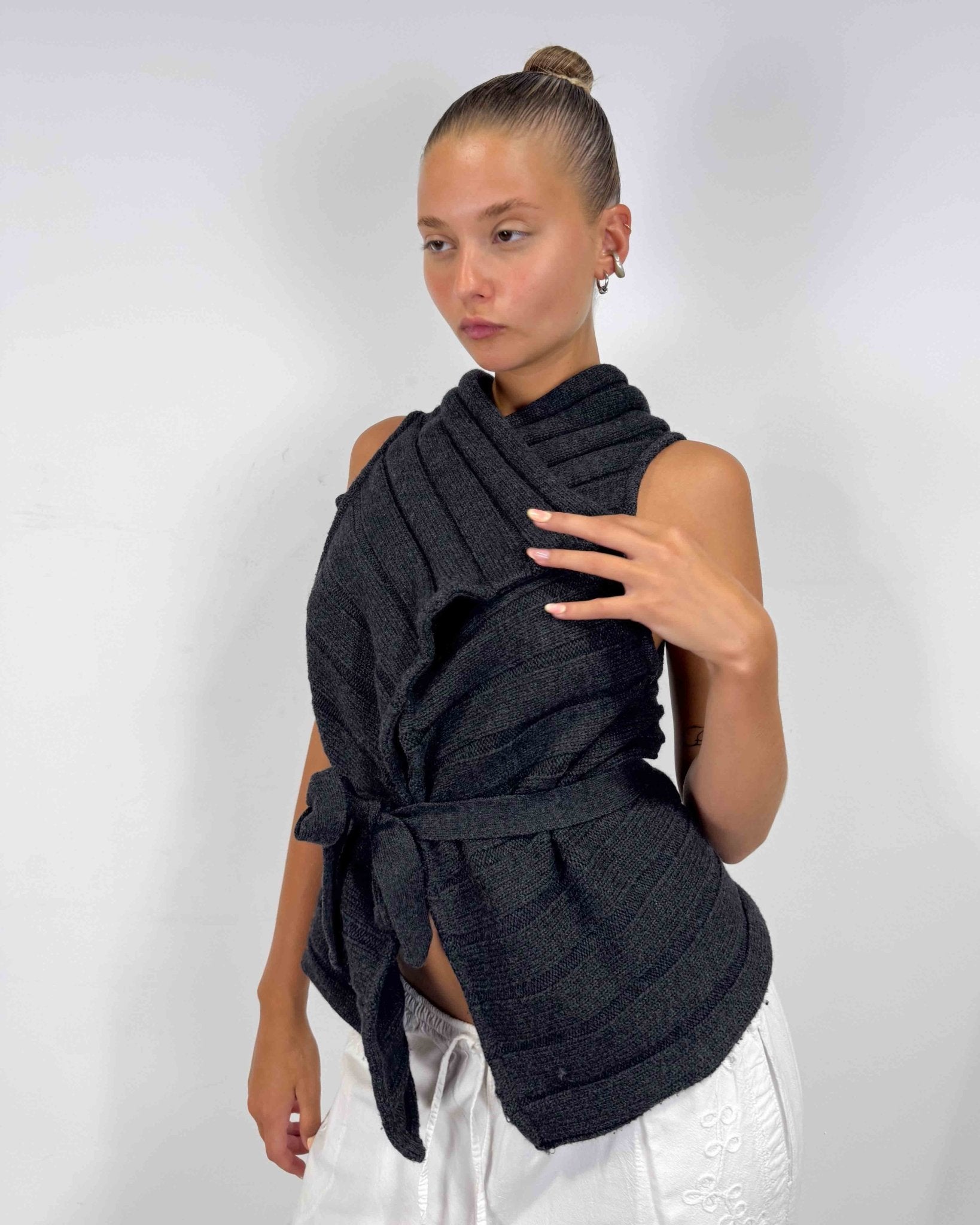 The xia vest
