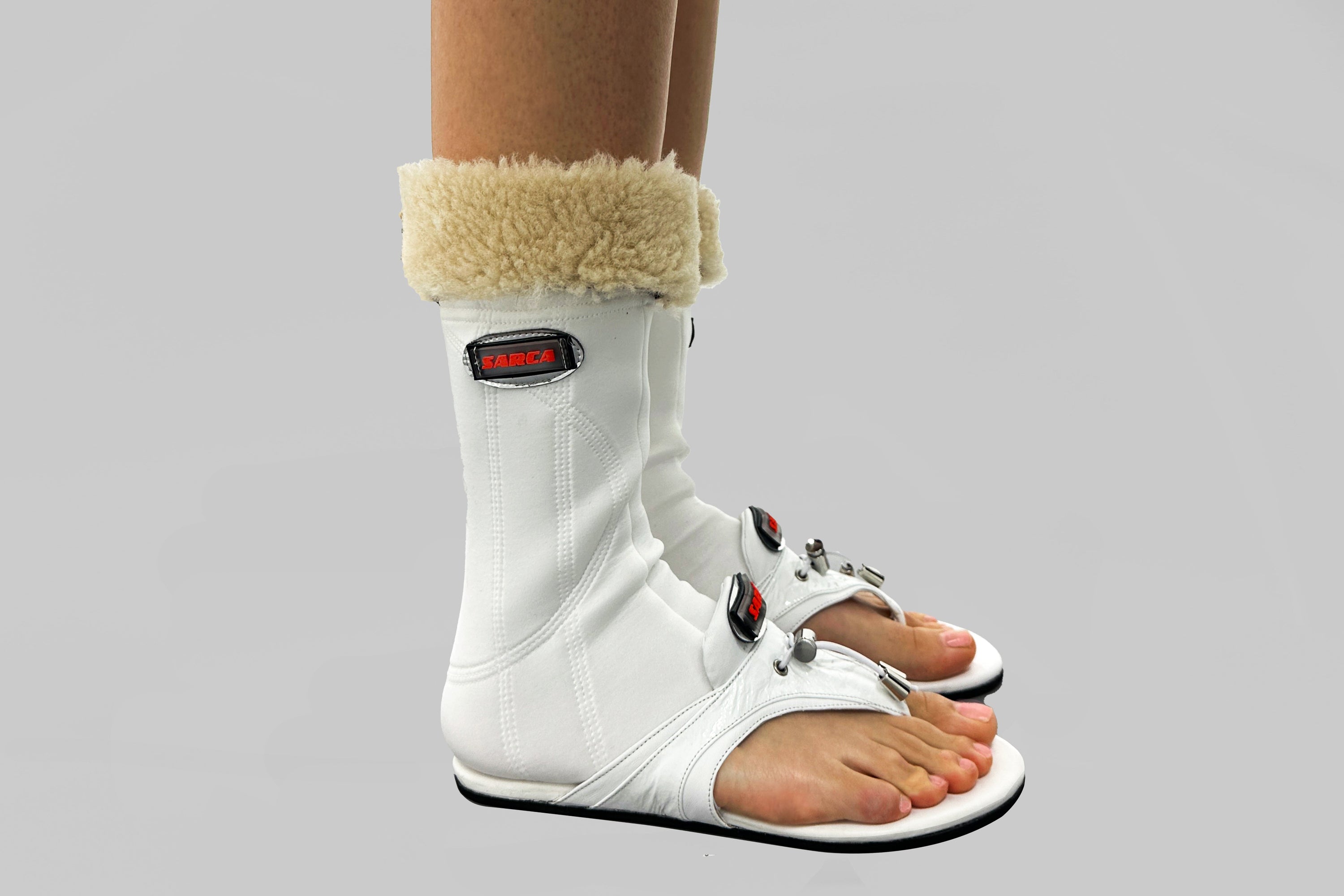 '4 flat sandal with sock